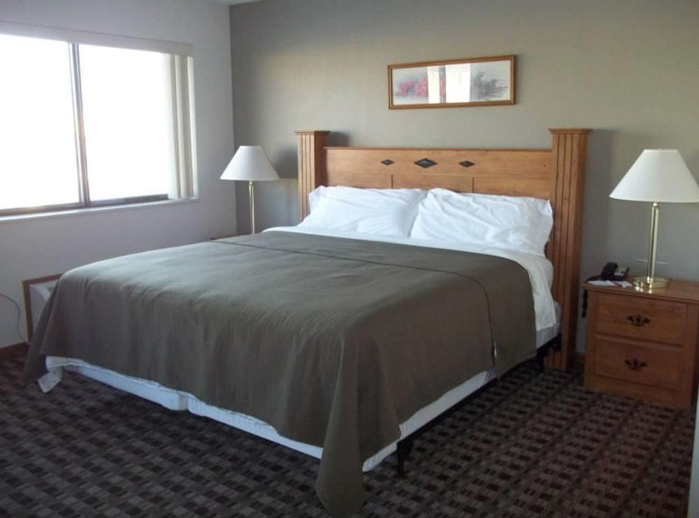 Burke Inn Motel & Suites Carroll Екстер'єр фото